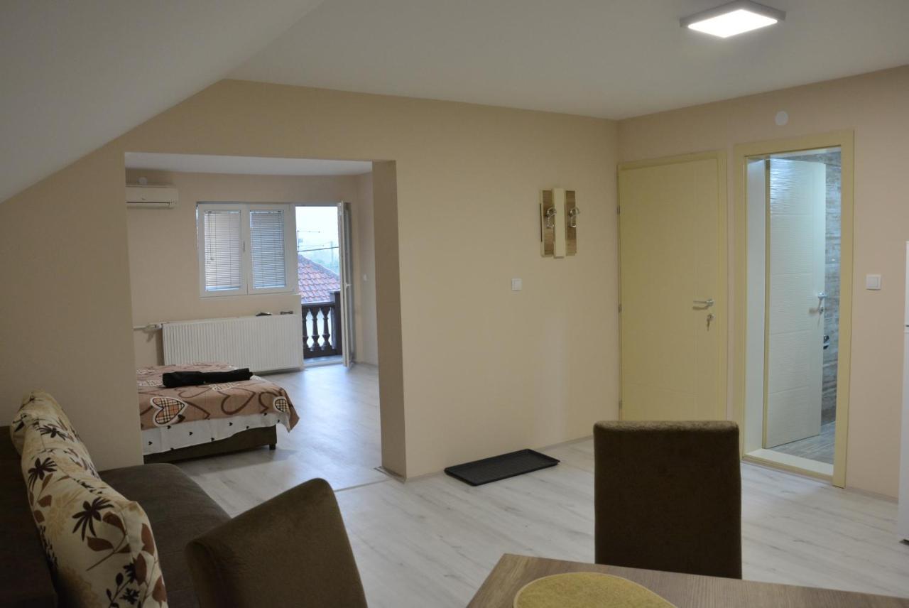 Garden Apartmani Jagodina Exterior foto