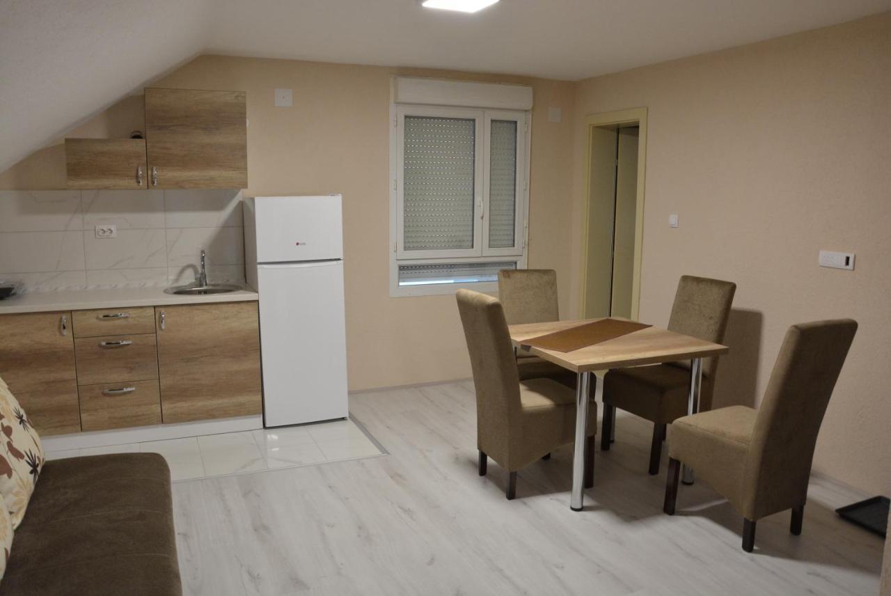 Garden Apartmani Jagodina Exterior foto